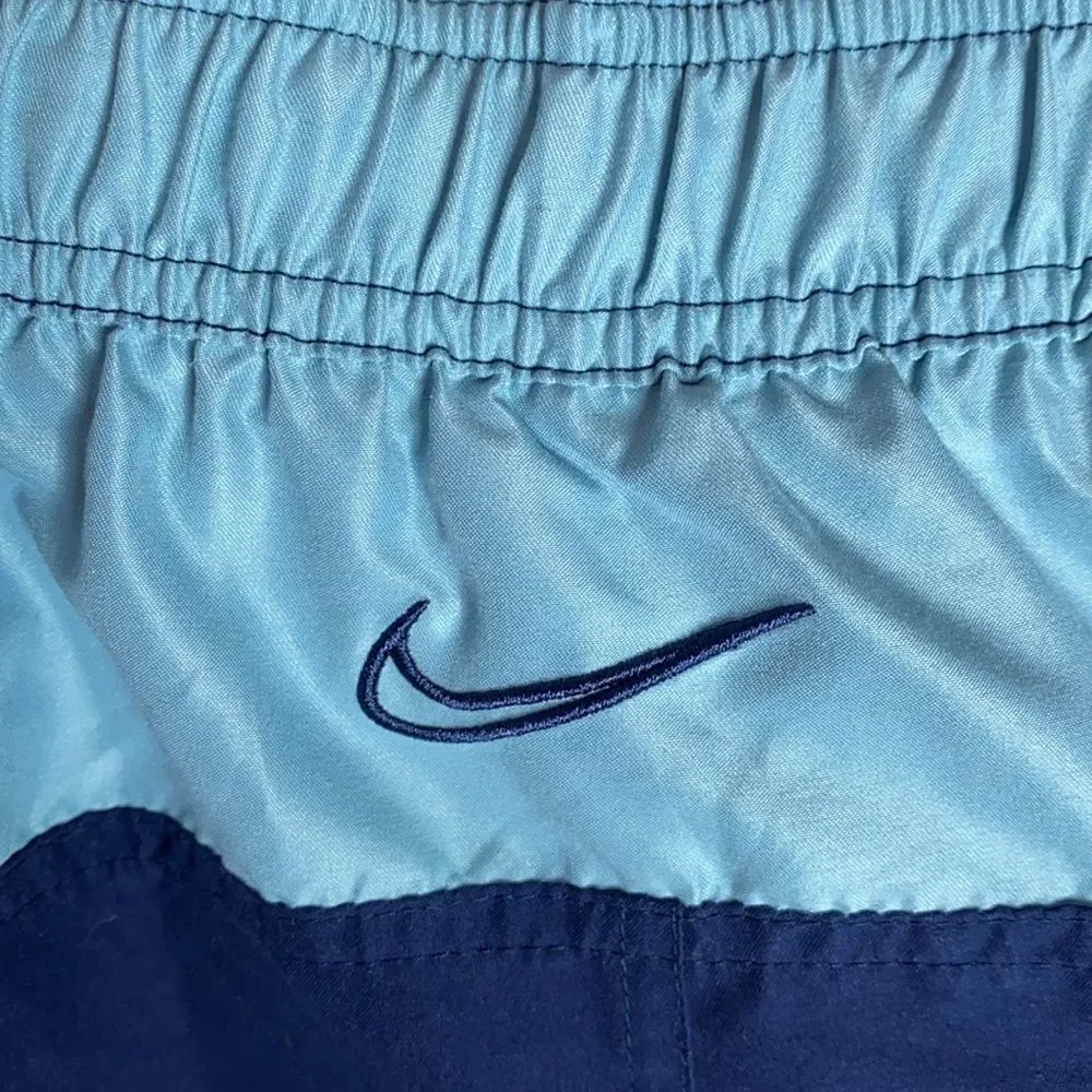 Nike navy light blue colorblock swim trunks Size M